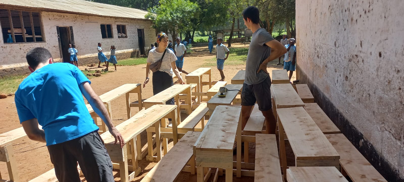 Rea Vipingo Desks